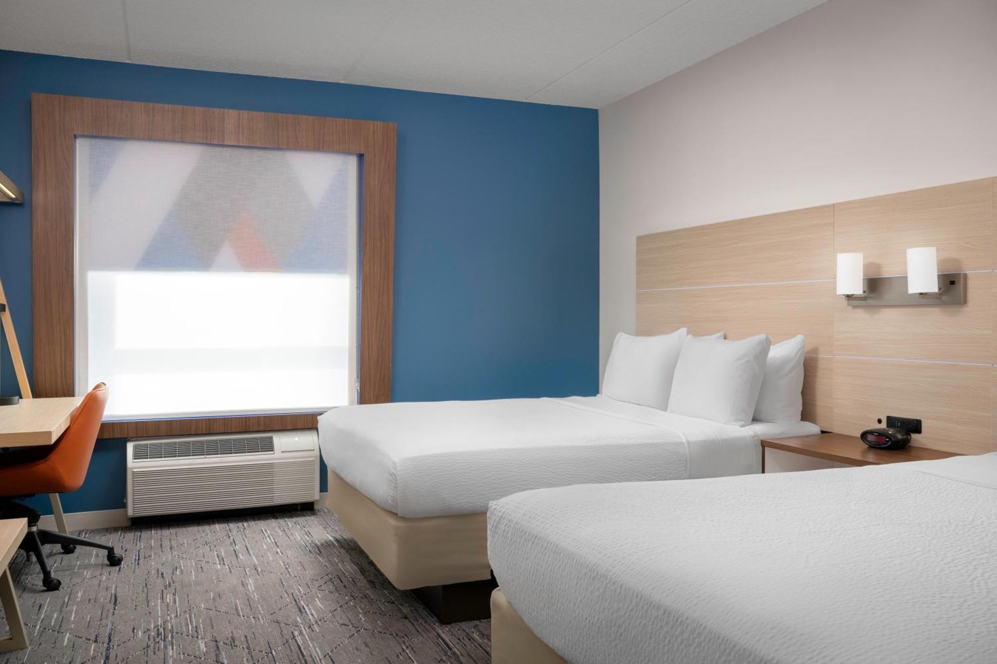 Holiday Inn Express & Suites Pittsburgh North Shore By Ihg Exterior photo