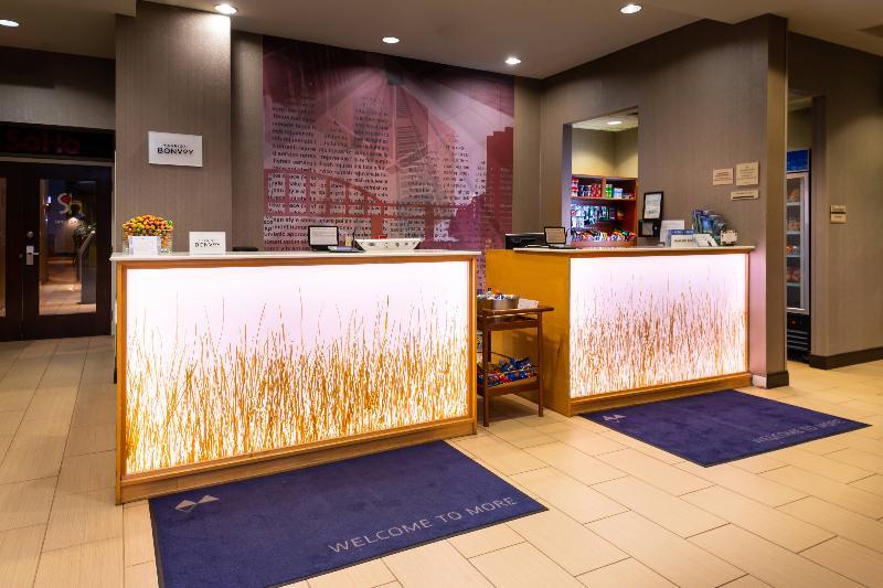 Holiday Inn Express & Suites Pittsburgh North Shore By Ihg Exterior photo