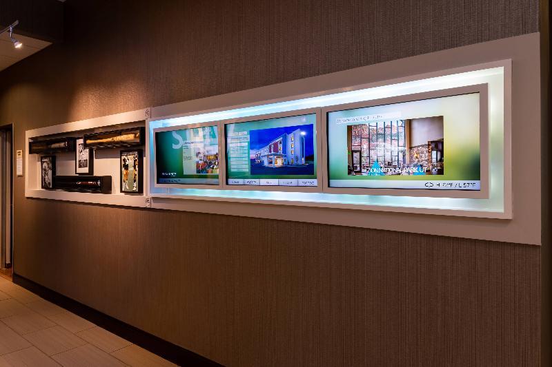 Holiday Inn Express & Suites Pittsburgh North Shore By Ihg Exterior photo